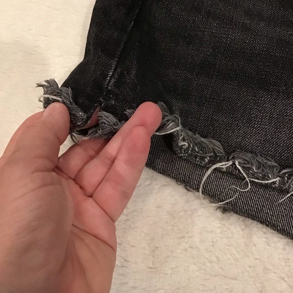 American Eagle 2 Super Hi-Rise Festival Denim Shorts Women’s Faded Black 2020 - Picture 2 of 10